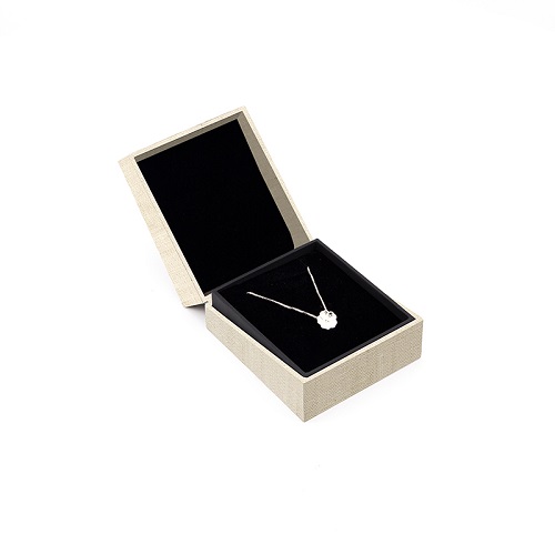Tips for selecting materials for luxury jewelry boxes