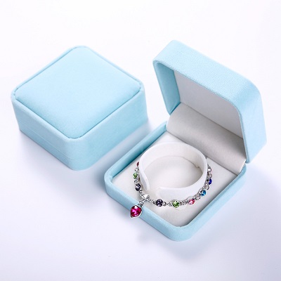 Creative jewelry box design