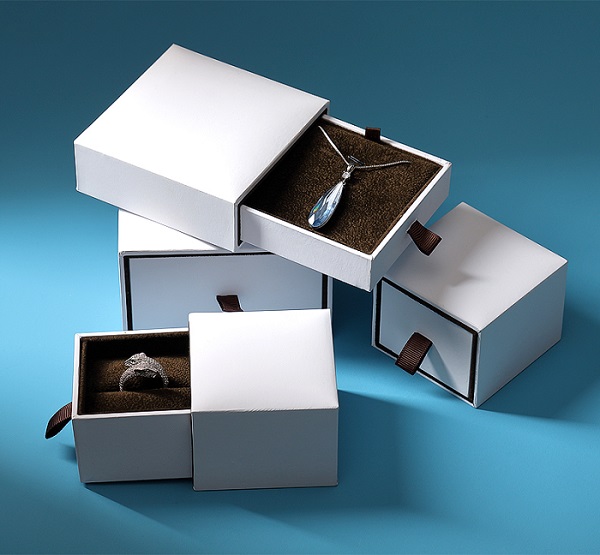 luxury jewelry box