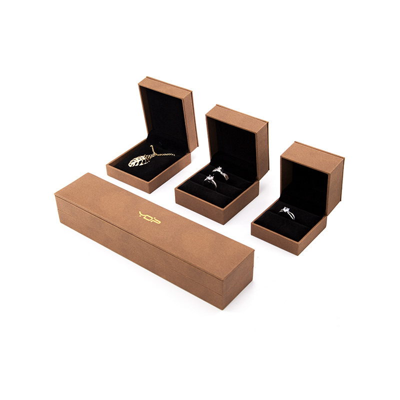 Wholesale handmade brown custom gold foil logo paper gift boxes