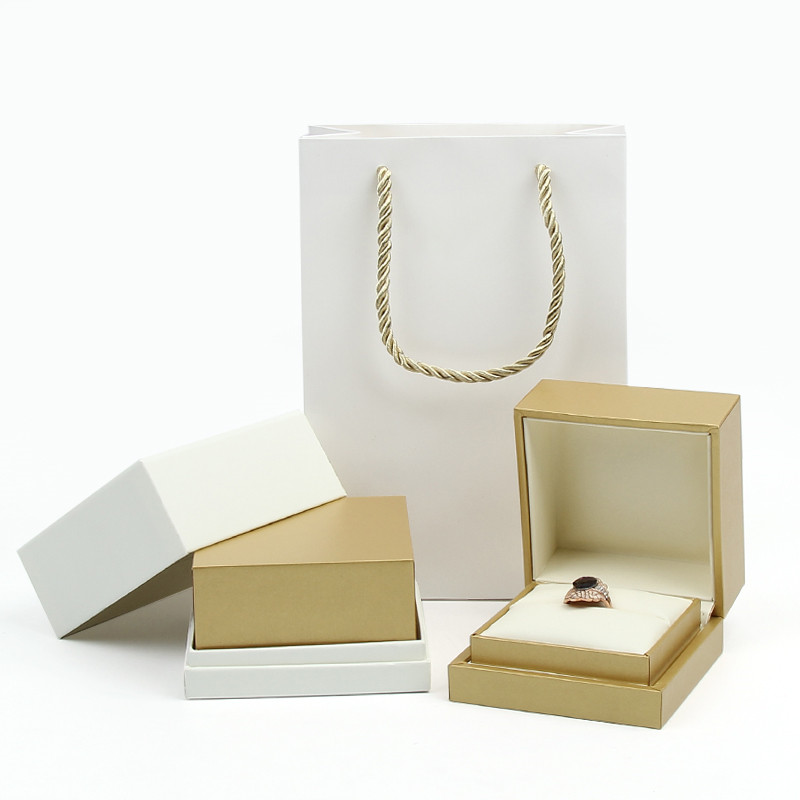 High quality jewelry wedding ring paper boxes paper bag for jewelry shop
