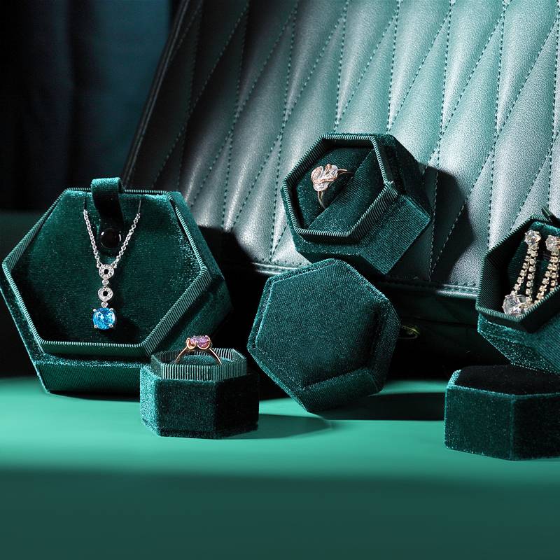 Custom pink hexagon assorted velvet jewelry box vintage velvet jewelry gift box